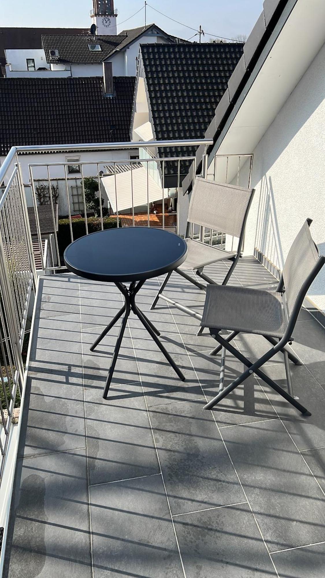 Charmantes Studio-Apartment Im Herzen Von Neureut - Fussbodenheizung, Regendusche, Waschmaschine, Stellplatz Karlsruhe Kültér fotó